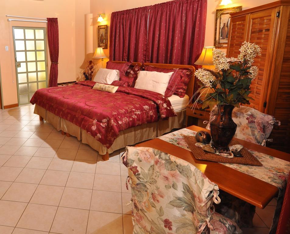 לינה וארוחת בוקר Bon Accord Village Native Abode חדר תמונה